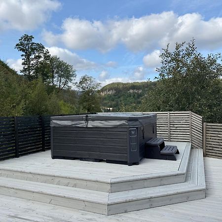 Lakes And Mountain, We Got Both! Moi Exterior photo